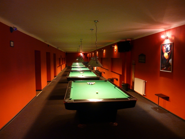 Klub bilardowy Dziewiątka_1